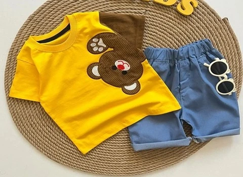 پوشاک بچه گانه؛ نخی ضخیم (سفید صورتی آبی) حساسیت و آلرژی