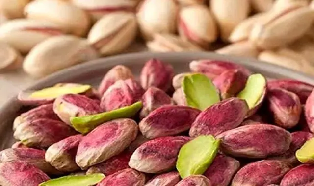 پسته احمد آقایی شور + قیمت عالی
