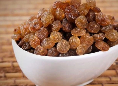 قیمت کشمش تیزابی