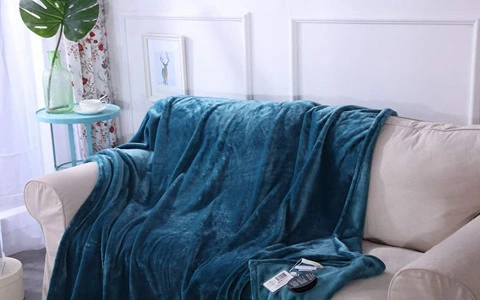 بهترین قیمت خرید پتو مسافرتی حوله ای