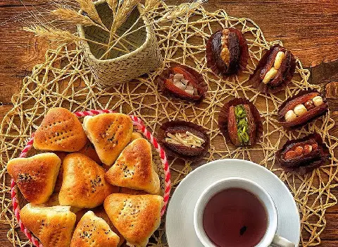 کلوچه خرمایی؛ تازه ارگانیک حاوی مواد معدنی Vitamin