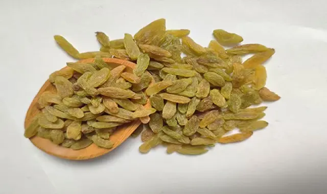کشمش سبز قلمی اعلا کاشمر + قیمت خرید