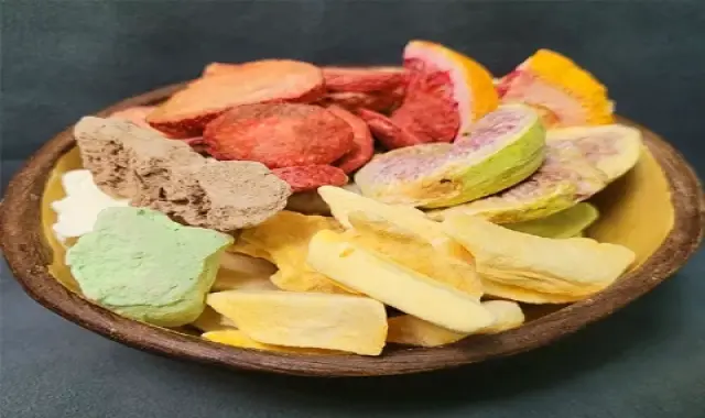 میوه خشک پفکی؛ بافت ترد نرم کاهش وزن حاوی Vitamin