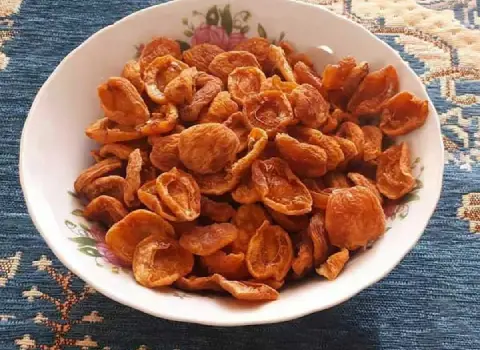 برگه زردآلو ترش؛ آفتابی قیسی سکه ای حاوی پتاسیم ویتامین B12