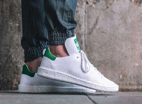 کفش کتانی سفید پسرانه؛ مجلسی اسپرت طبی ضد آب (چرم پارچه ای)