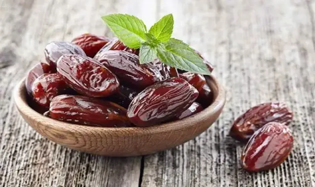 قیمت خرید خرما کلوته ریز + خواص، معایب و مزایا