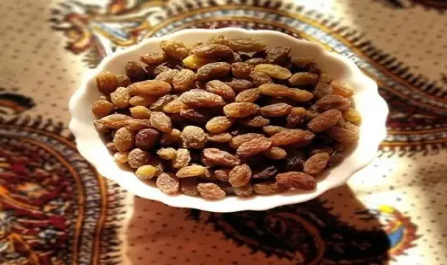 کشمش سایه خشک درجه یک؛ انگور سبز بدون هسته بافت نرم