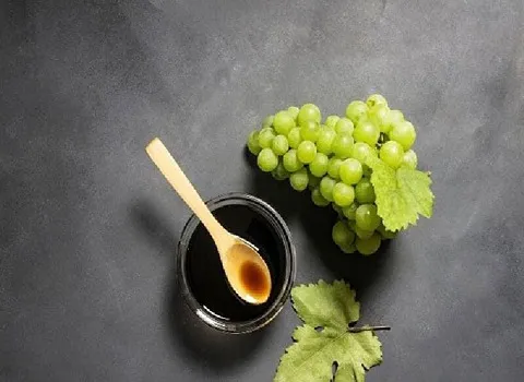 شیره انگور شهرکرد؛ مواد معدنی طبیعی رفع کم خونی Vitamin E