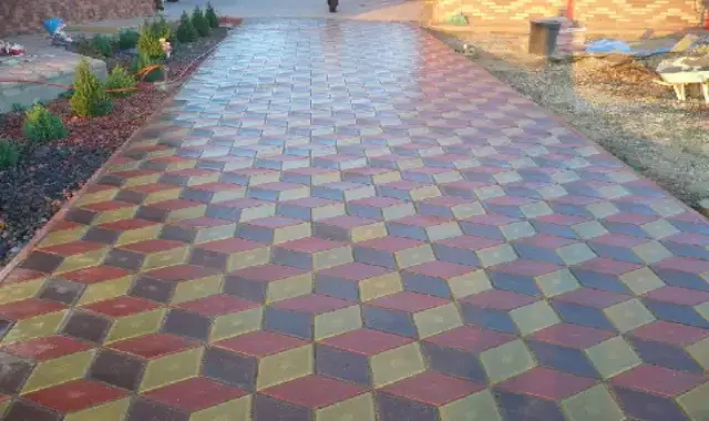 موزاییک پلیمری پارکینگ بهترین جایگزین برای پوشش سطوح پارکینگ