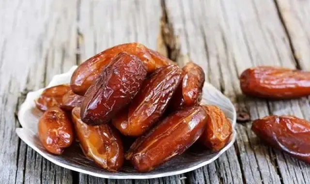 راهنمای خرید خرما دیری خوزستان با شرایط ویژه و قیمت استثنایی
