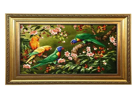 تابلو فرش دستباف؛ ماشینی 2 جنس چوبی فلزی نخ