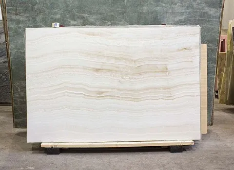 سنگ مرمر عباس اباد؛ مقاوم برابر سرما گرما مناسب ساختمان سازی