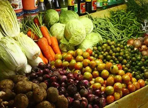 صیفی جات در میدان تهران امروز؛ کاهو کلم فلفل دلمه تازه ویتامین (A B C)