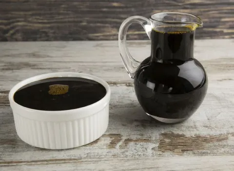 شیره انگور شفاف؛ فله بسته بندی شده انرژی زا فاقد مواد نگهدارنده