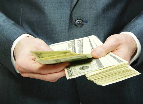 راهنمای کامل شغل‌ های پردرآمد با سرمایه کم برای آقایان در منزل از ابتدا تا حرفه‌ای شدن