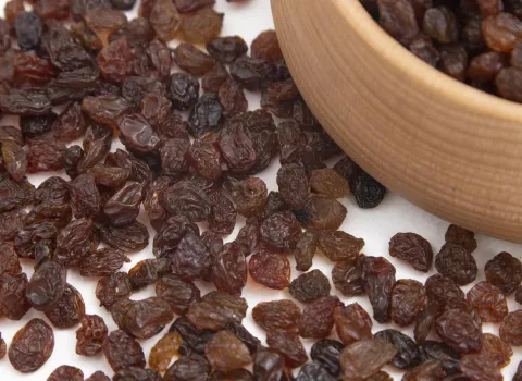 خرید و قیمت روز  کشمش آفتابی ملایر