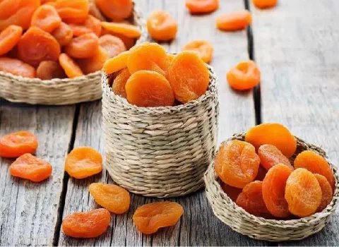 الو قیصی خشک؛ طبع گرم رفع کم خونی حاوی پتاسیم iron