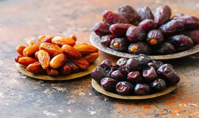 خرمای برنی کدام است + روش های نگهداری و انتخاب آن