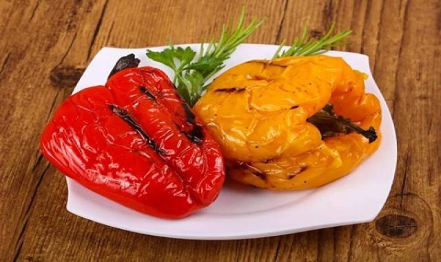 فلفل دلمه ای کبابی؛ آنتی اکسیدان Vitamin C طبع گرم خشک پیشگیری سرطان