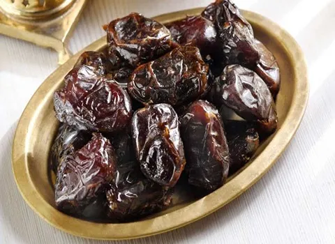 خرما کبکاب شیره دار؛ درشت نرم شیرین حاوی کلسیم (تقویت ایمنی بدن)