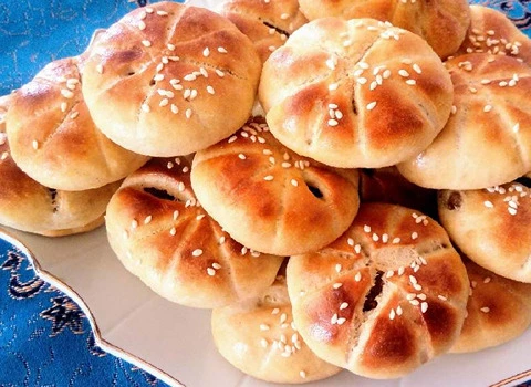 بهترین قیمت خرید کلوچه خرمایی سه گوش