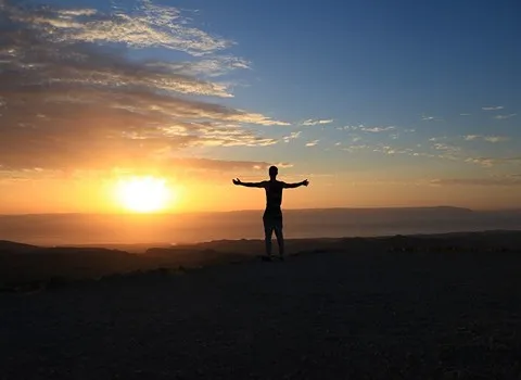 آدم­های یک بُعدی و سرسختی نباشید