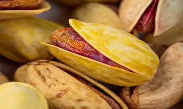 تعبیر خواب پسته از حضرت یوسف + فواید آن