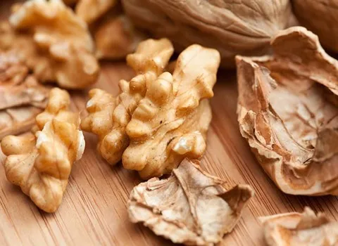 گردو ملایر؛ پوست نازک تقویت حافظه ویتامین E خوش طعم Malayer