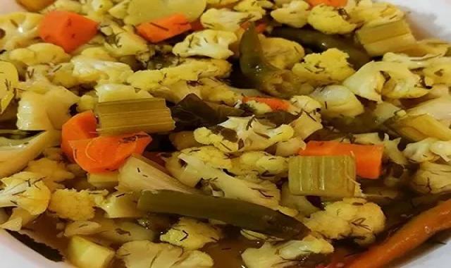 آیا با طرز تهیه ترشی مخلوط شیرازی آشنا هستید؟