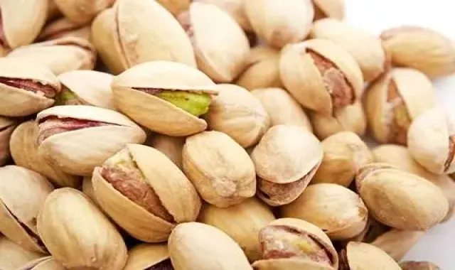 پسته در خواب + تعبیر خواب مغز پسته