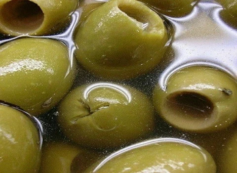 زیتون بسته بندی؛ هسته دار بدون هسته طعم شور خام وزن 500 600 گرمی