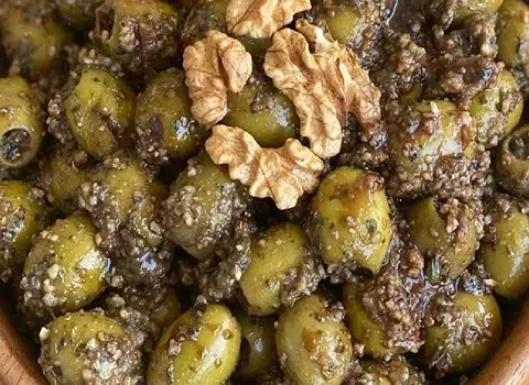 قیمت خرید زیتون پرورده محلی + تست کیفیت