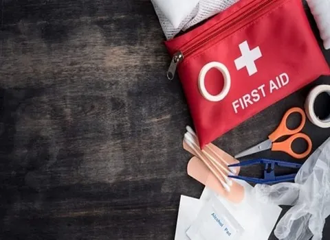 بهترین قیمت خرید جعبه کمک های اولیه سامسونتی