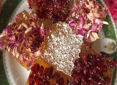 مسقطی لاری با نشاسته گل و پودر ژله