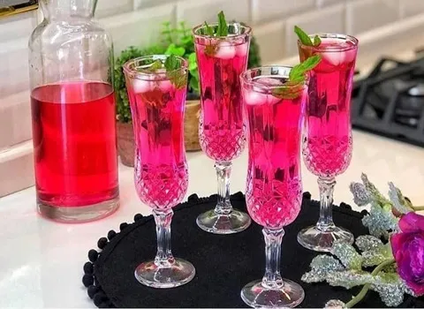 شربت گل محمدی؛ 2 نوع خانگی صنعتی + ضد استرس