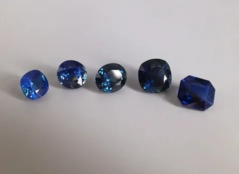 قیمت سنگ یاقوت کبود استار