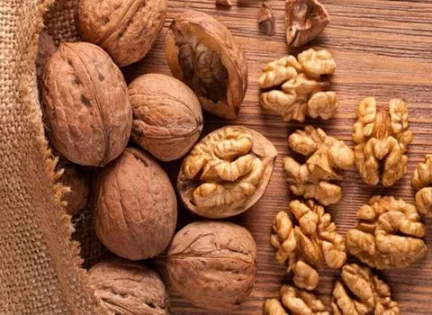 خرید جدیدترین انواع گردوی خوشه ای گرمسیری