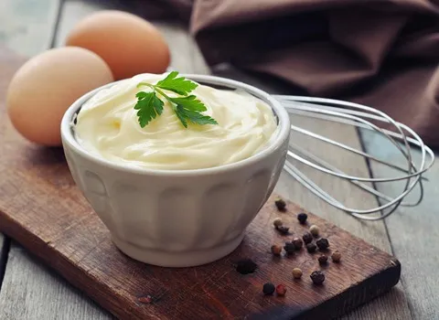  قیمت خرید سس مایونز + مزایا و معایب