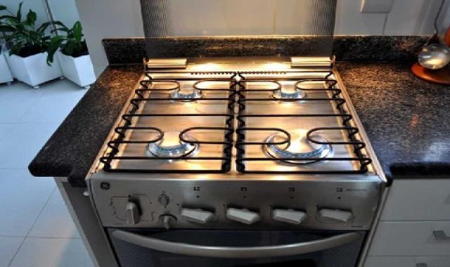 اجاق گاز 4 شعله؛ فردار کابین دار روی چدنی مقاوم دسته مستحکم