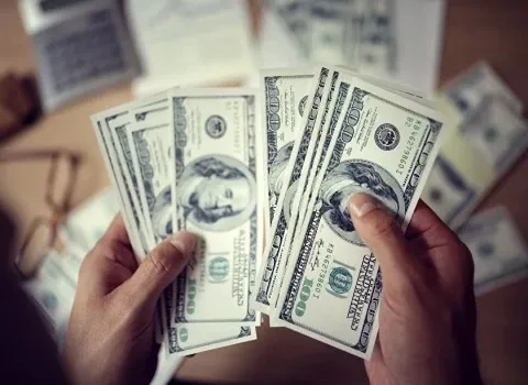 راهنمای کامل مشاغل با درآمد دلاری