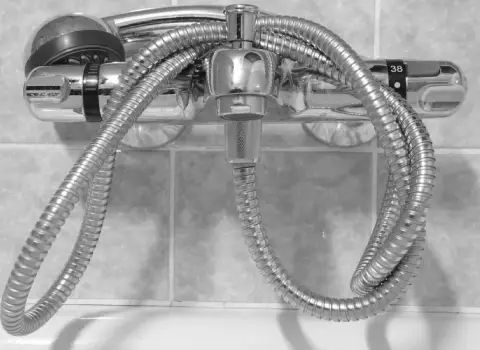 دوش استیل (شیرآلات) توکار روکار مات براق جنس استیل مقاوم برابر پوسیدگی