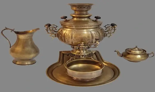 سماور زغالی برنجی آنتیک؛ ظاهر قدیمی (3 5 10) لیتری رنگ ثابت