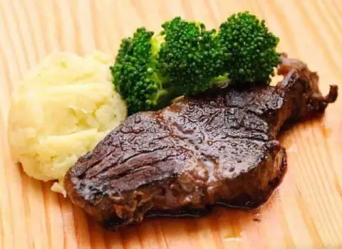 گوشت شتر مرغ در مشهد؛ خام پخته شده حاوی ویتامین آهن Protein