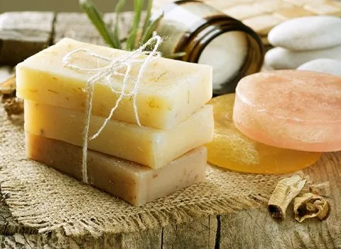 قیمت خرید صابون زردچوبه اصل + راهنمای استفاده