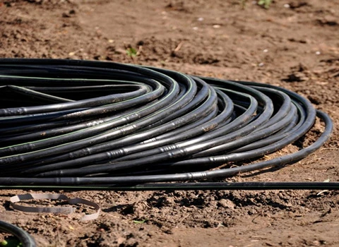 بهترین قیمت خرید لوله آبیاری پلی اتیلن