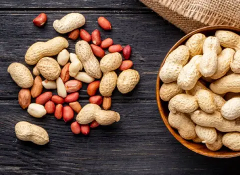 قیمت بادام زمینی تازه + خرید انواع متنوع بادام زمینی تازه