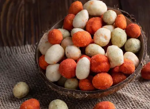 بادام زمینی روکش دار فله | قیمت عالی