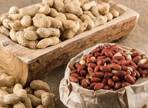 خرید و قیمت بادام زمینی شکلاتی خوشمزه