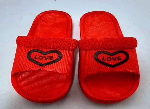 خرید انواع دمپایی اسپرت با بهترین قیمت