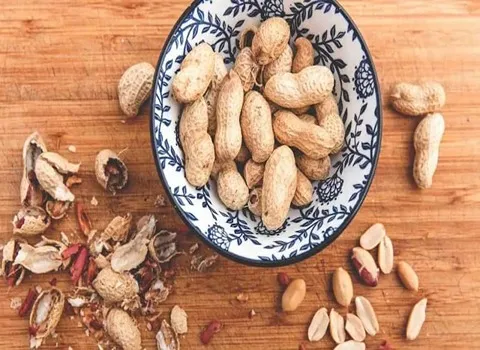 بادام زمینی گیلان؛ کپه ای آستانه اشرفیه سنتی peanuts